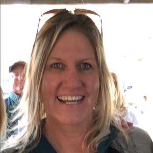 Meet your Posher, Christine